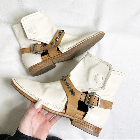 A.S. 98 Leather Studded Booties in Cream Size 7 - Picture 1 of 7